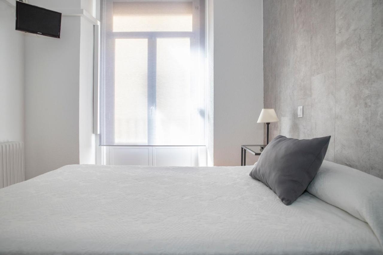 Hostal Tokio Madrid Kültér fotó